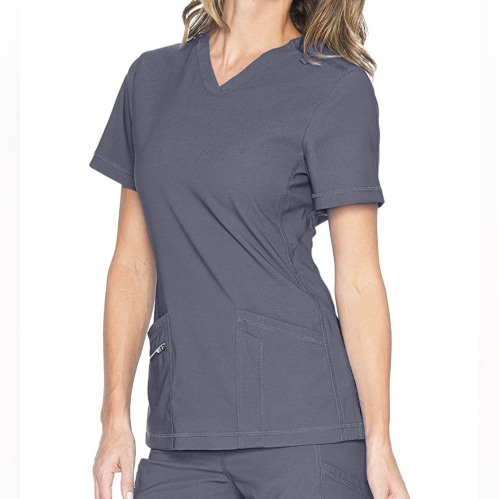 Urbane Align • Women’s scrub top